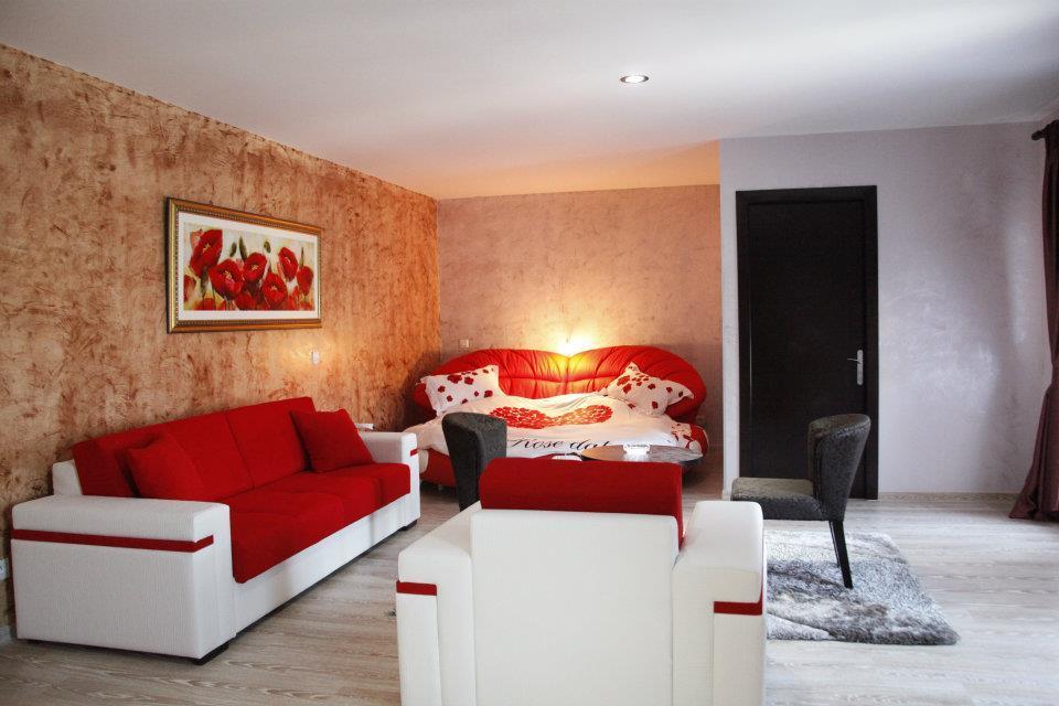 Johnny Hotel Kamenice 외부 사진